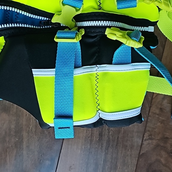 Hyperlite Child Life Vest- Blue/Yellow/Black| Size: 33lb-55lb  New With … - Picture 5 of 9